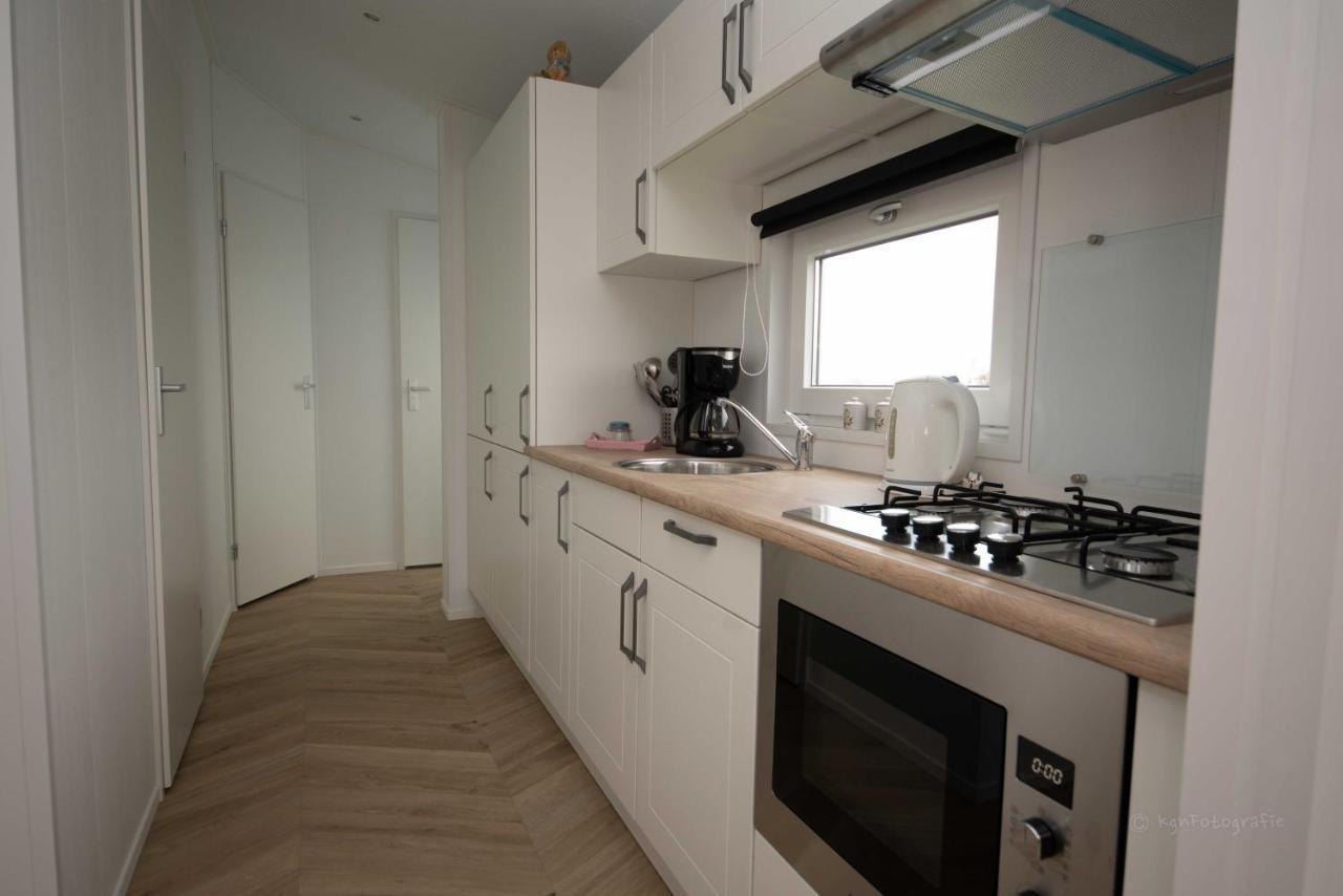 Chalets Op Minicamping Dorpszicht Gapinge 外观 照片